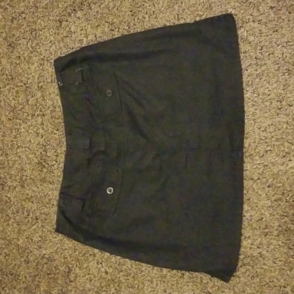 Studio 1940 blue skort, size 6. - Picture 2 of 2